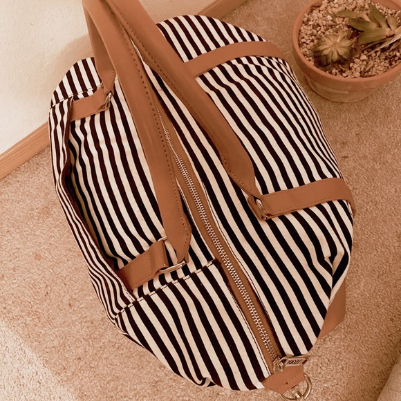 Beautiful luggage bag - Picture 5 of 7